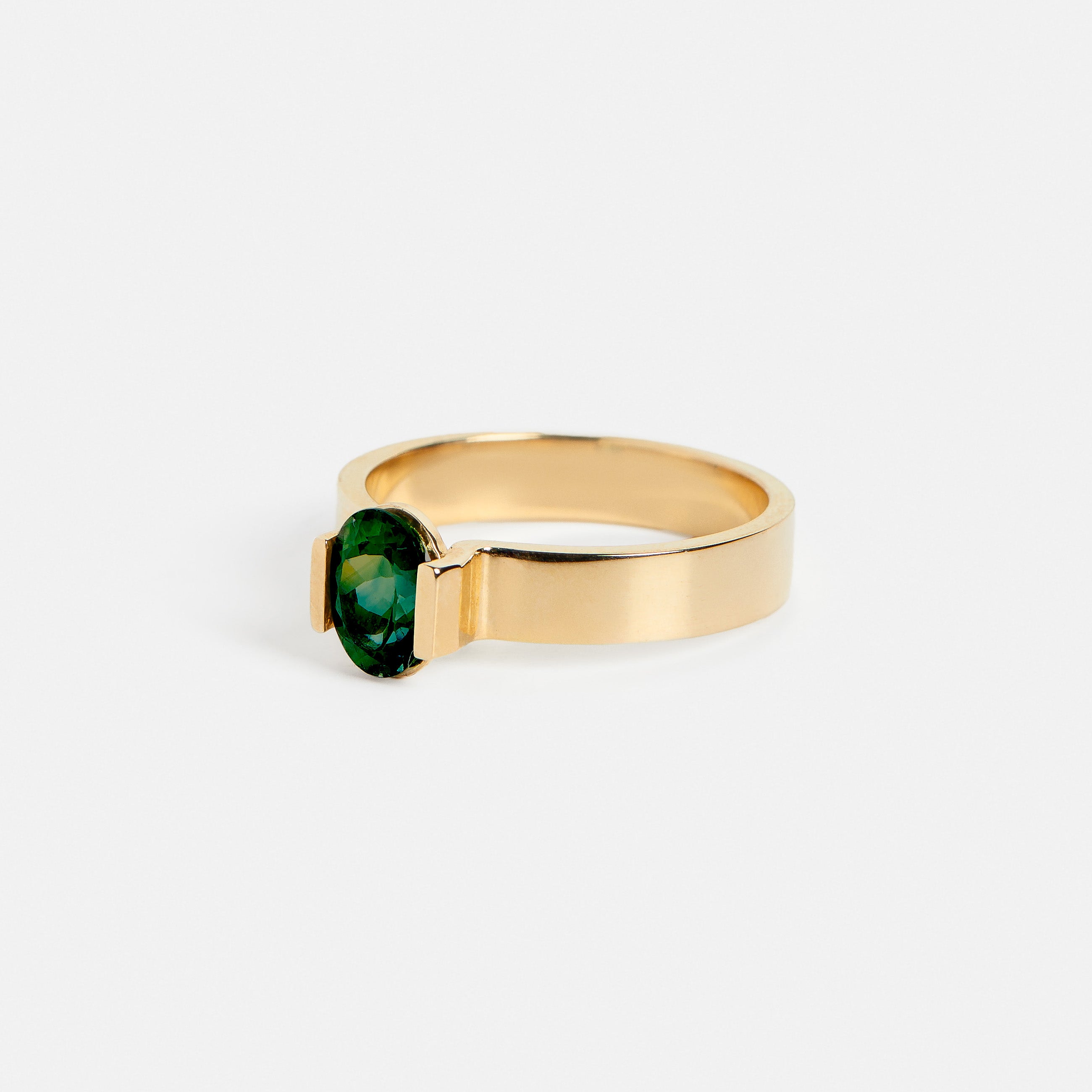 Silva Alternative Ring in 14k Gold set with a 1ct oval cut sapphire By SHW Fine Jewelry NYC