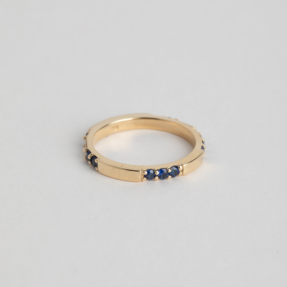 Lesu Ring with Sapphires
