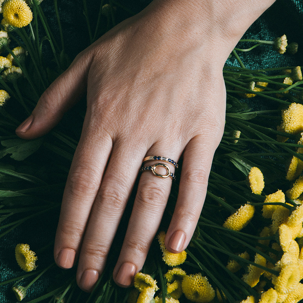Lesu Ring with Sapphires