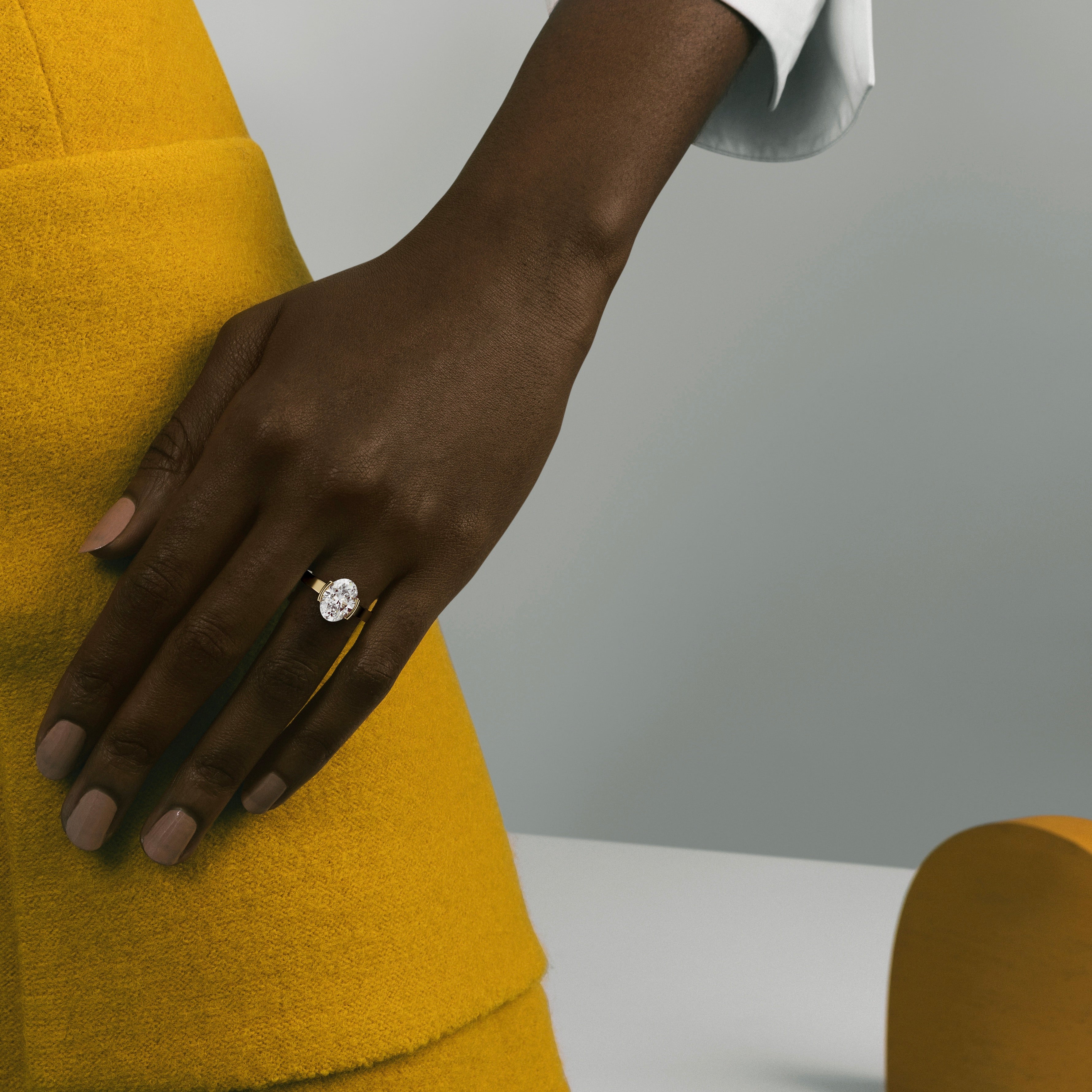 Unique Semi-bezel Prong Engagement Ring with Oval-cut 1 2 3 carat lab natural diamond 14k 18k gold platinum SHW famous jewelry stores