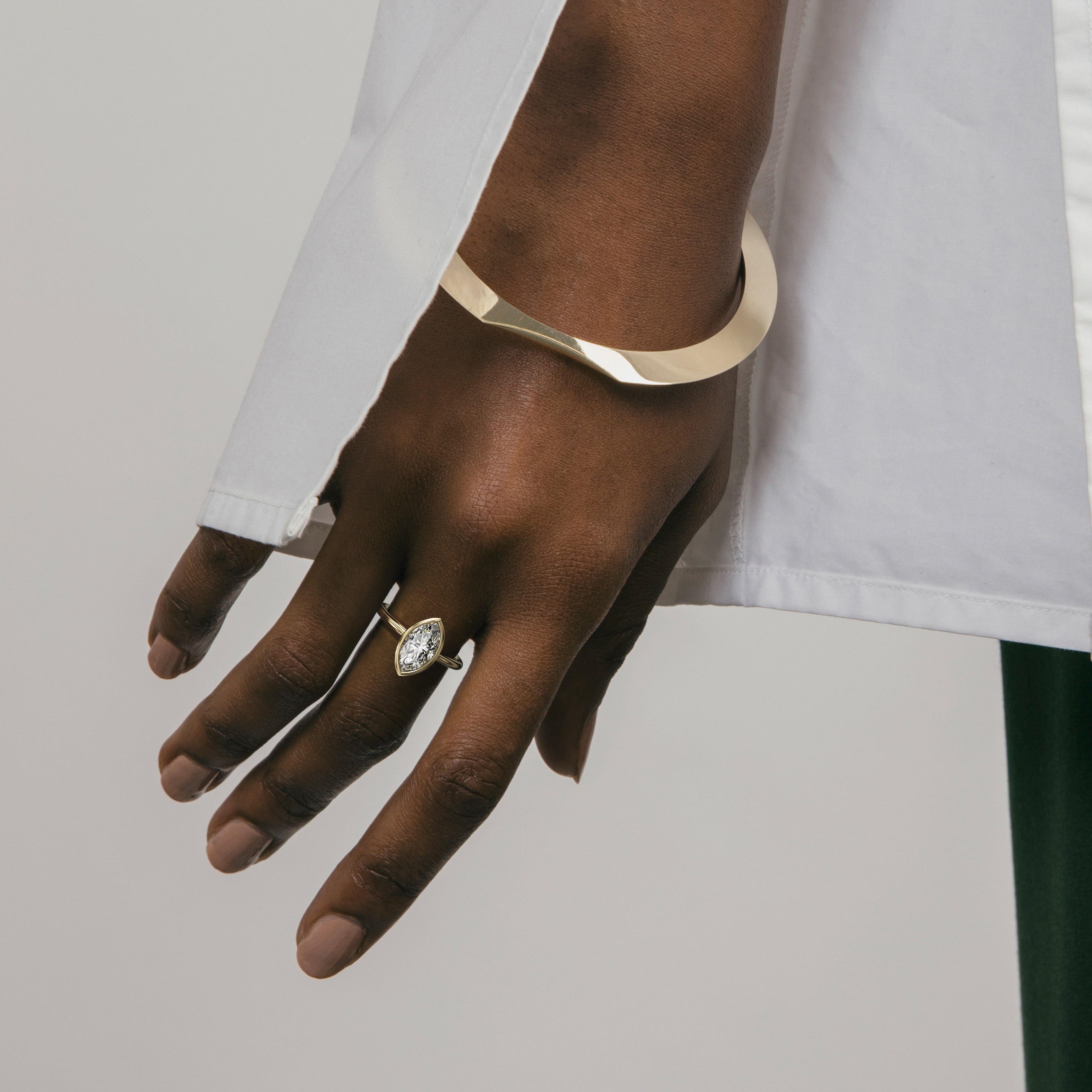 Unisex Ring Setting with North South Oval 1 2 3 ct champagne diamond sapphire in 14k 18k gold or platinum by SHW Fine Jewelry New York City