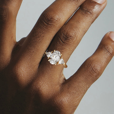 KALA Trillion Sides with Oval