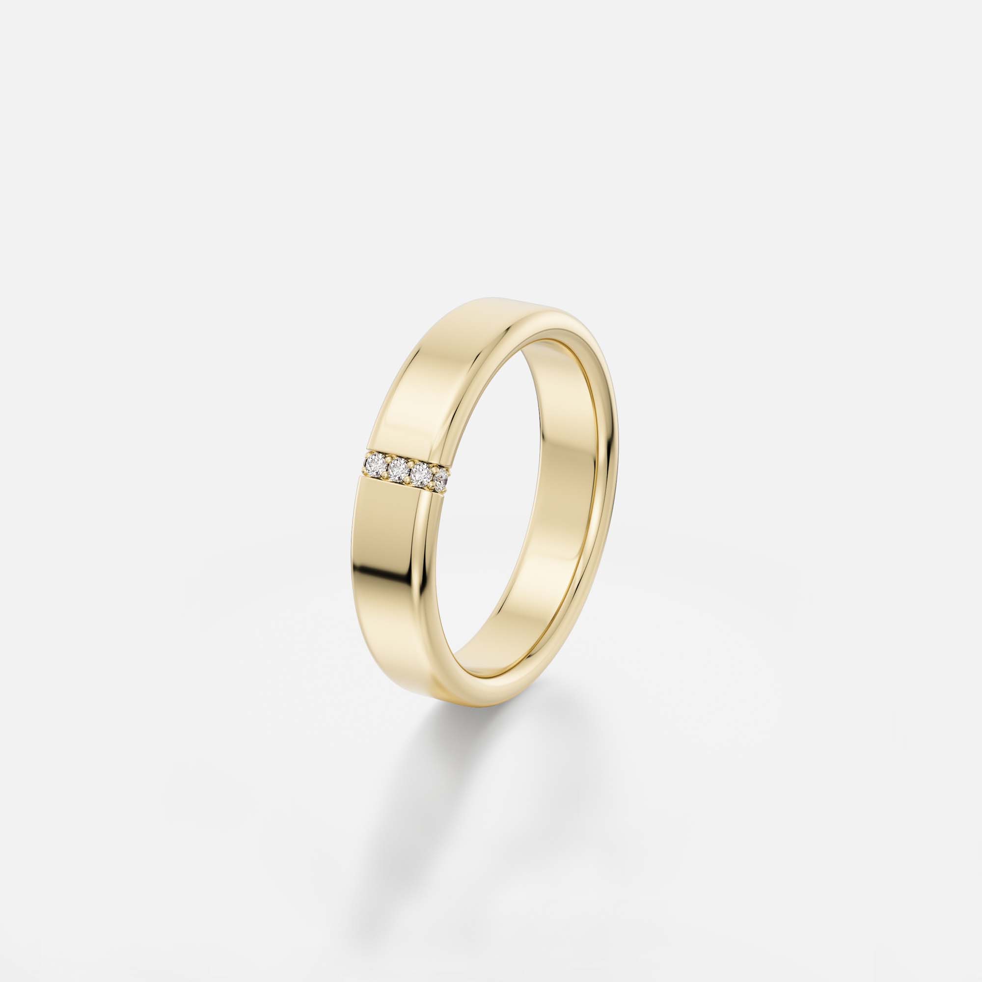 Gold comfort fit band showing vertical diamond arrangement from the side